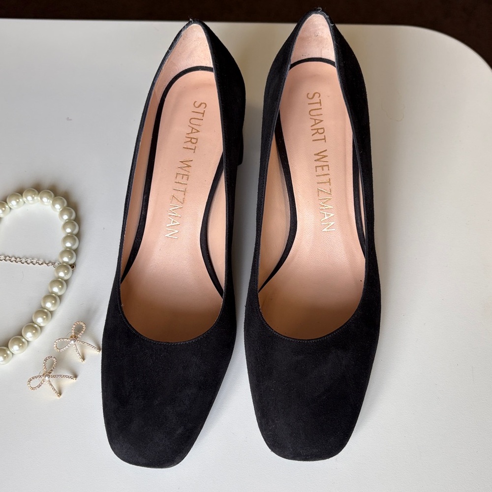 Stuart Weitzman Black Suede Heels 8.5 M Made in Spain *Great condition!*
